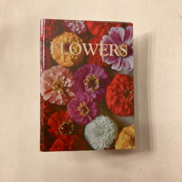 American Girl desk with accessories - Picture 12 of 16